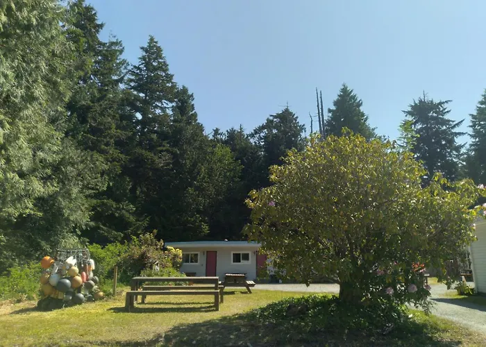 Dolphin Motel