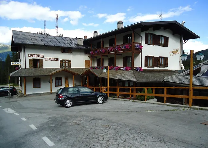 Hotel Pensione Dolomiti Falcade