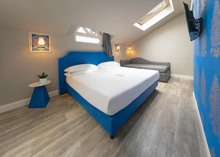 Hotel Al Campanile - Luxury Suites & Apartments Baveno