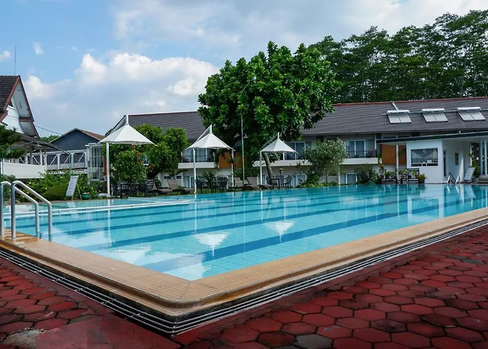 Trio Azana Resort Magelang