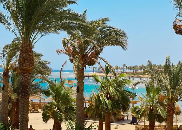 Brayka Bay Reef Resort