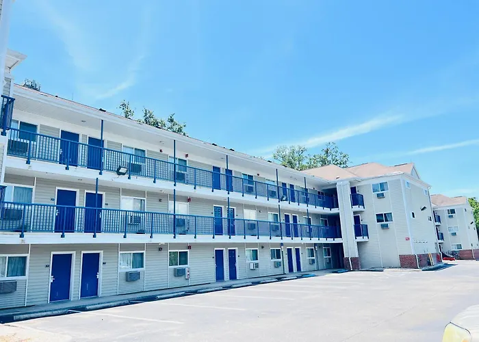 Tampa Bay Extended Stay - Airport West Chase