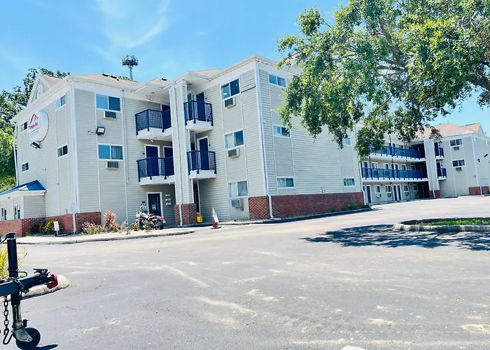 Tampa Bay Extended Stay - Airport West Chase
