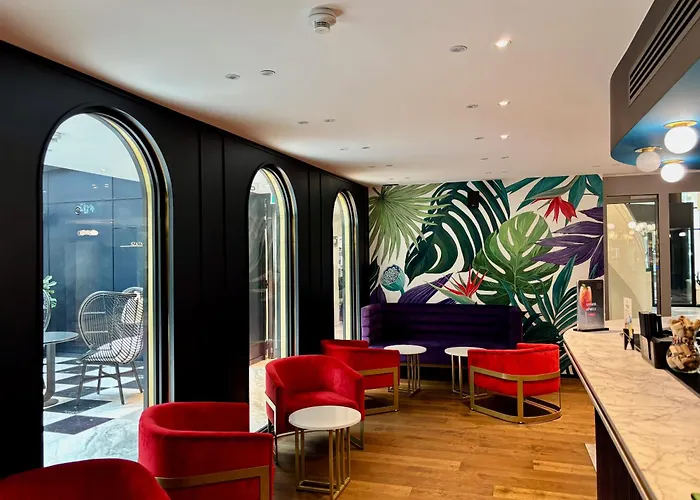 Hotel Ferreus Modern Art Deco