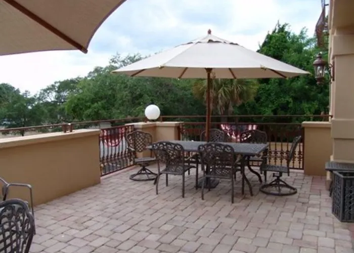 Ocean Inn & Suites St. Simons Island