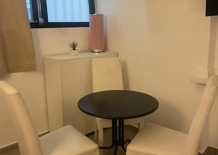 Petros Rooms&Apartments
