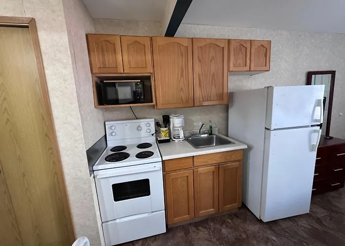 Shoreline Resort Condominiums Penticton