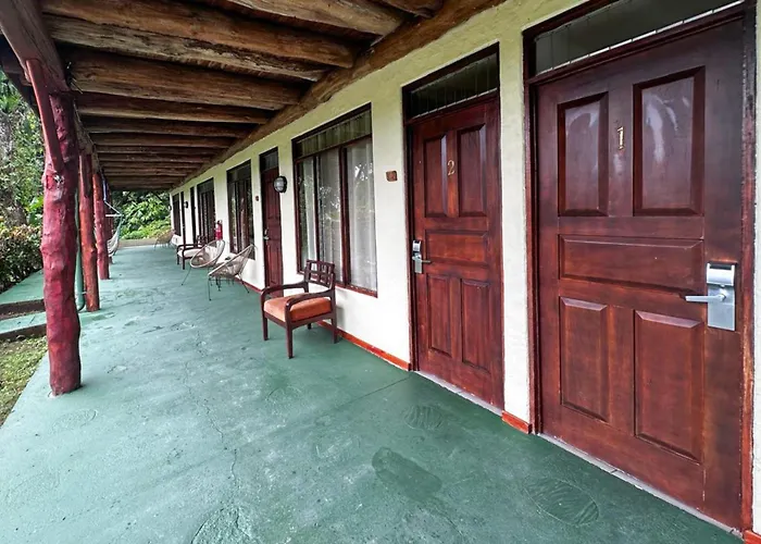 Tabulia Tree Hotel And Villas