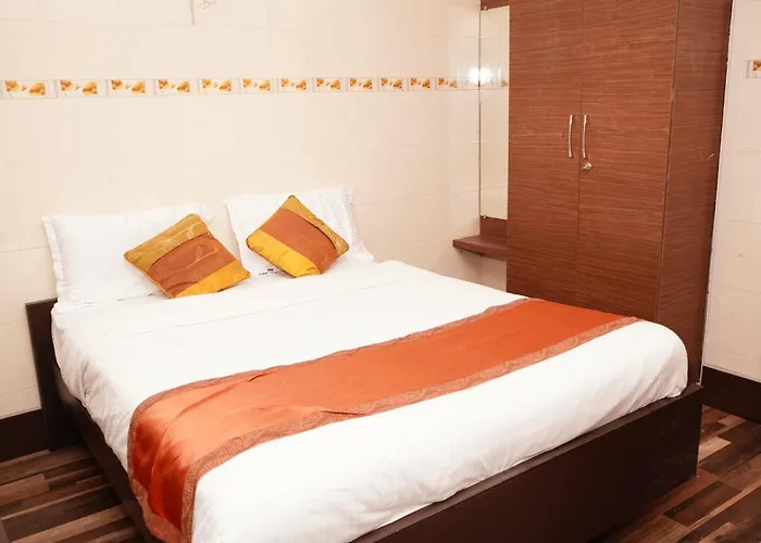 Hk Grand Inn