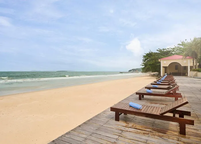 Ramada By Wyndham Sihanoukville Xinhaohui Palace