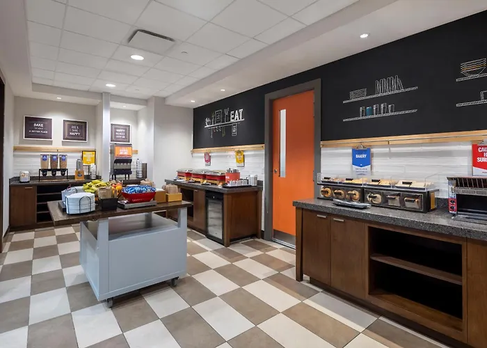 Hampton Inn By Hilton Halifax Downtown