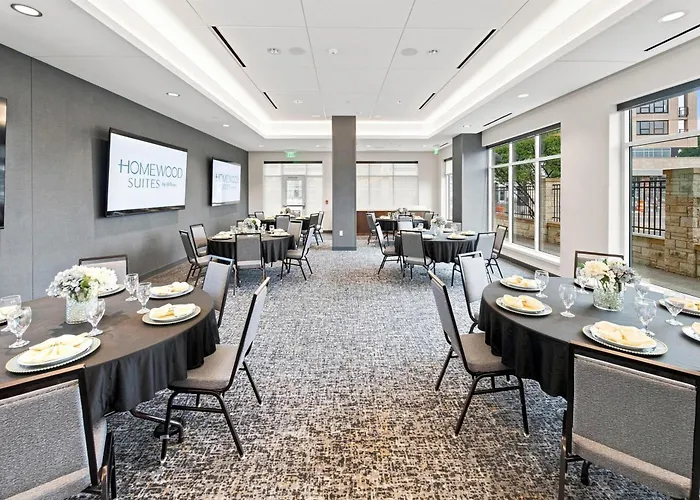 Homewood Suites By Hilton Rochester Mayo Clinic-St. Marys Campus