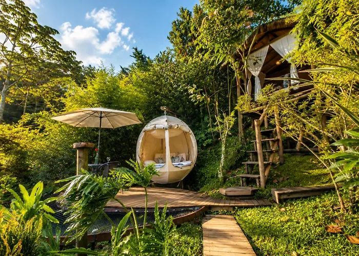 Levit Glamping - Hotel Guatape Penol (Adults Only)