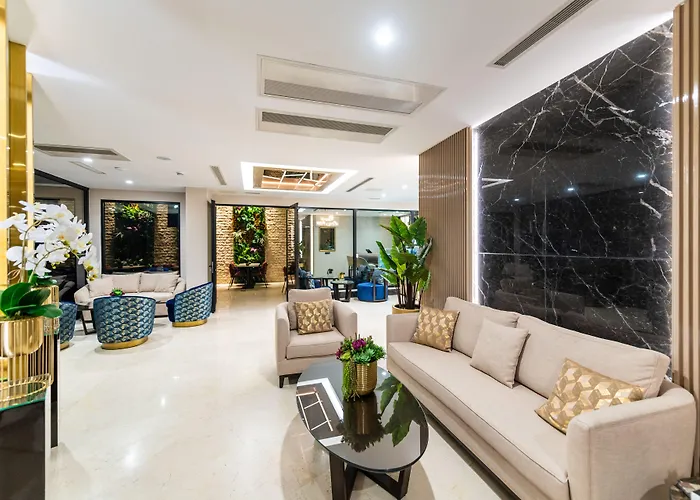 Aprilis Deluxe Hotel