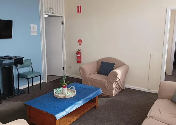 Turn-In Motel