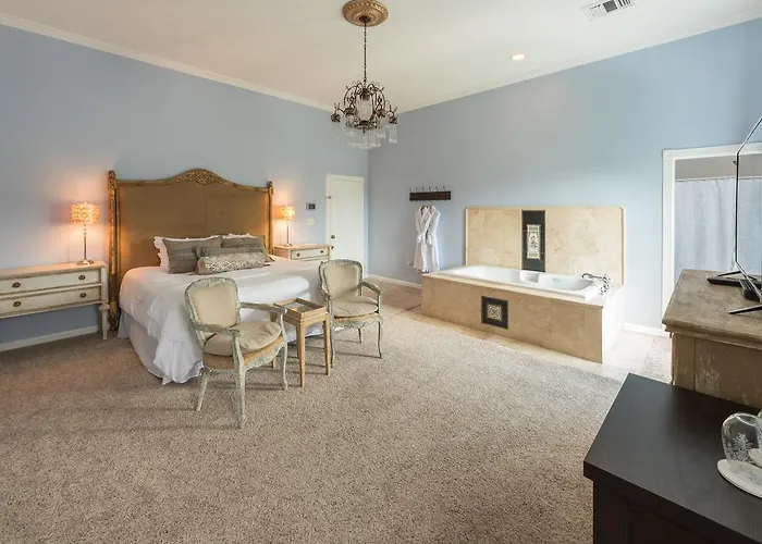 Mosheim Mansion Bed & Breakfast Seguin