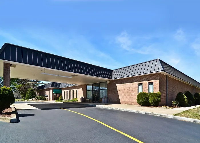 Pocono Resort & Conference Center - Pocono Mountains Lake Harmony
